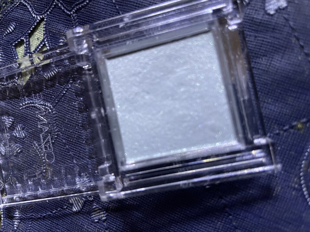 シングルカラーアイシャドウ/CEZANNE/単色アイシャドウを使ったクチコミ（3枚目）