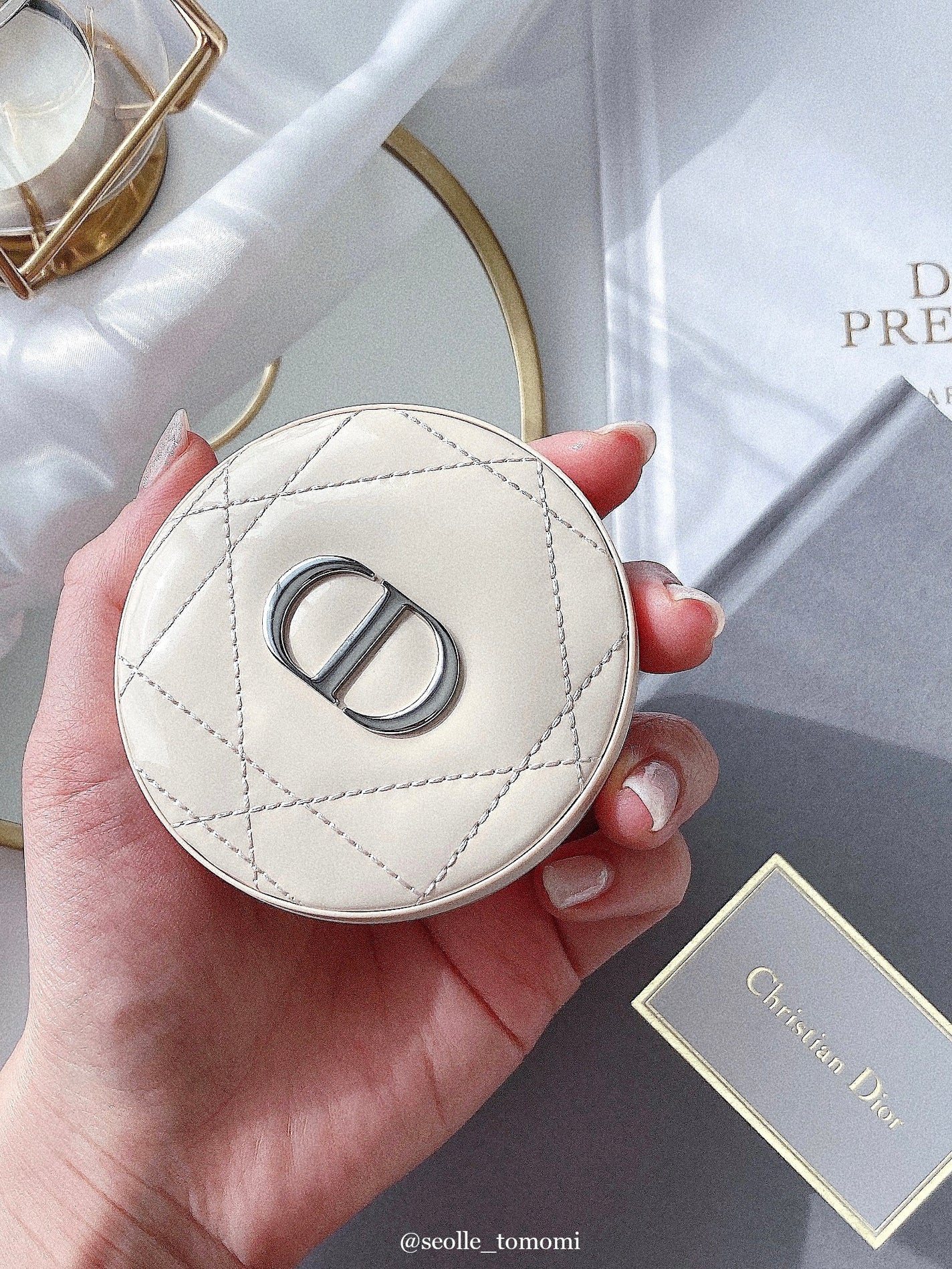 ディオールスキン フォーエヴァー クチュール ルミナイザー/Dior/プレストパウダーを使ったクチコミ(5枚目)