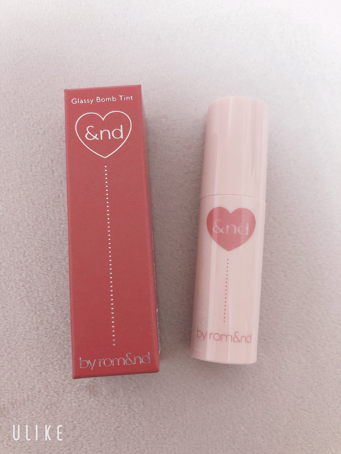 アンドバイロムアンド グラッシーボムティント/&nd by rom&nd/リップティントを使ったクチコミ(1枚目)