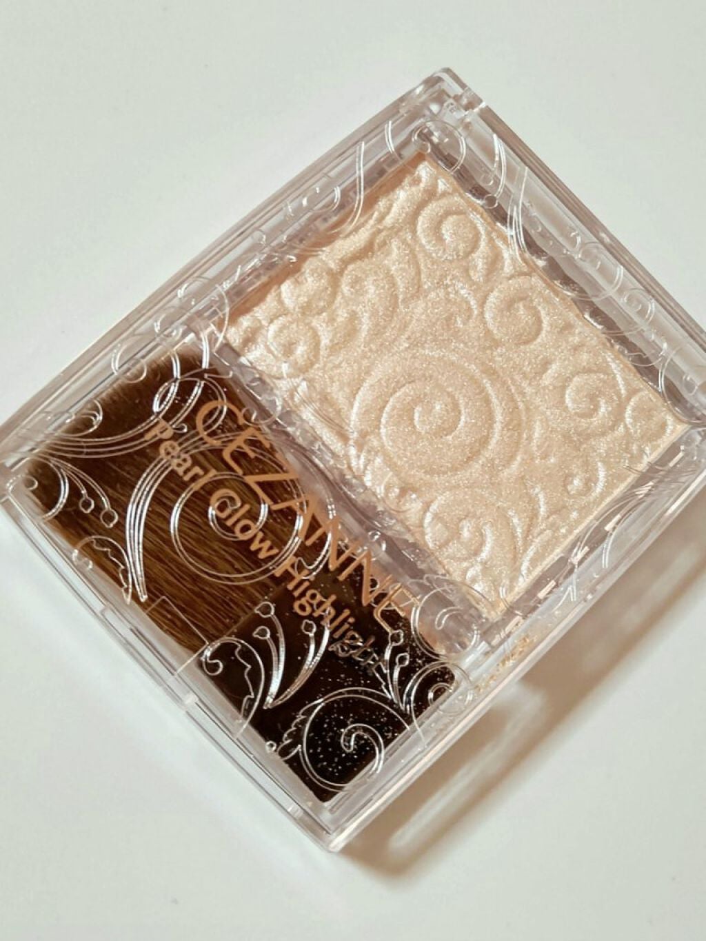 パールグロウハイライト/CEZANNE/パウダーハイライトを使ったクチコミ(3枚目)