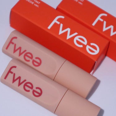 fwee フィーティントスエードのクチコミ「今日はFweeのリップを紹介します💄❤️

┈┈┈┈┈┈┈┈┈┈┈┈┈┈┈┈

𝘍𝘸𝘦𝘦
𝘛𝘐.....」（3枚目）