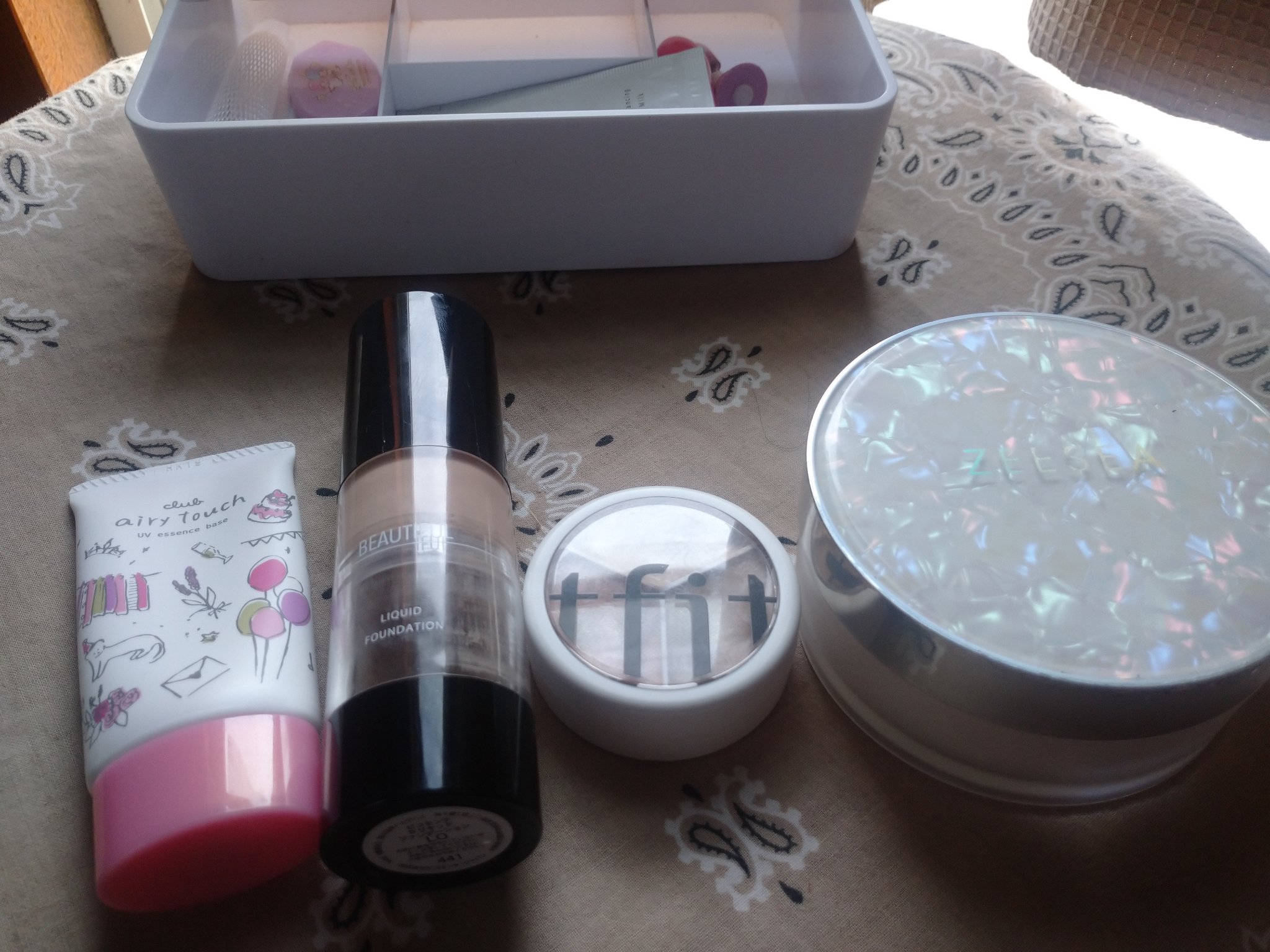 3色フローラアイパレット 03 チューリップ/LEEMEMBER/アイシャドウパレットを使ったクチコミ（1枚目）