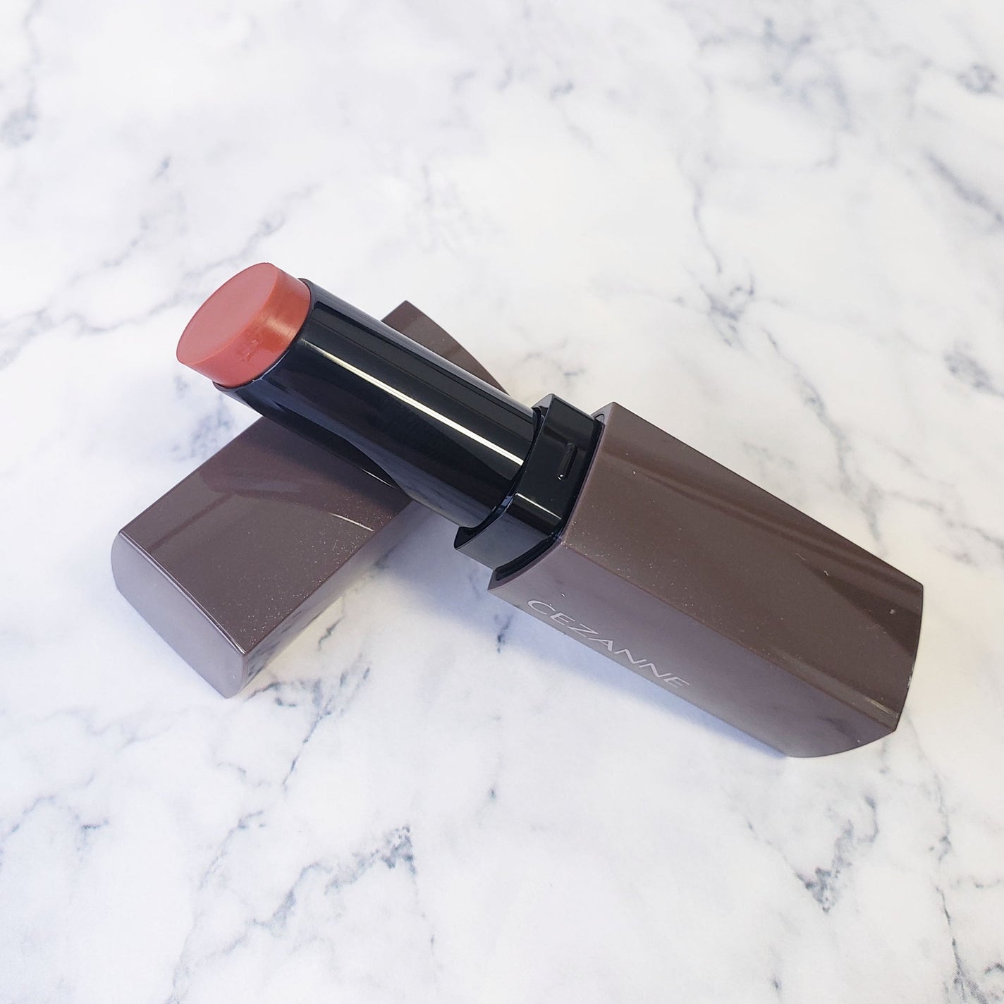 リップカラーシールド/CEZANNE/口紅を使ったクチコミ(2枚目)