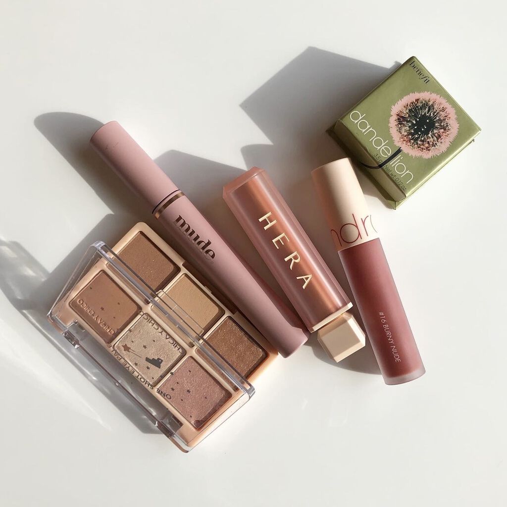 センシュアルスパイシーヌードボリュームマット/HERA/口紅を使ったクチコミ（2枚目）