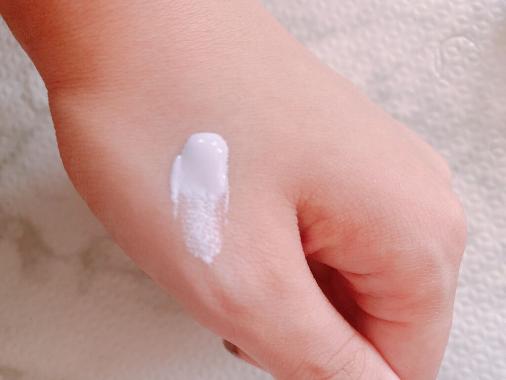 トーンアップUV エッセンス/サンカット®/日焼け止めローションを使ったクチコミ(2枚目)