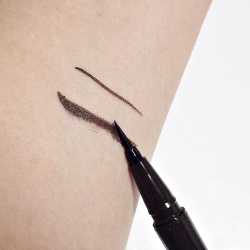 シルキーリキッドアイライナーWP/D-UP/リキッドアイライナーを使ったクチコミ（1枚目）