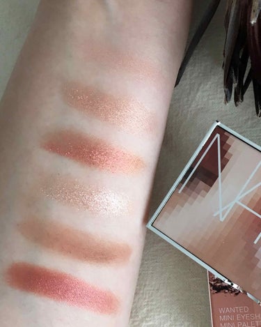 ナーズイスト ウォンテッド ミニアイシャドーパレット/NARS/アイシャドウパレットを使ったクチコミ（3枚目）