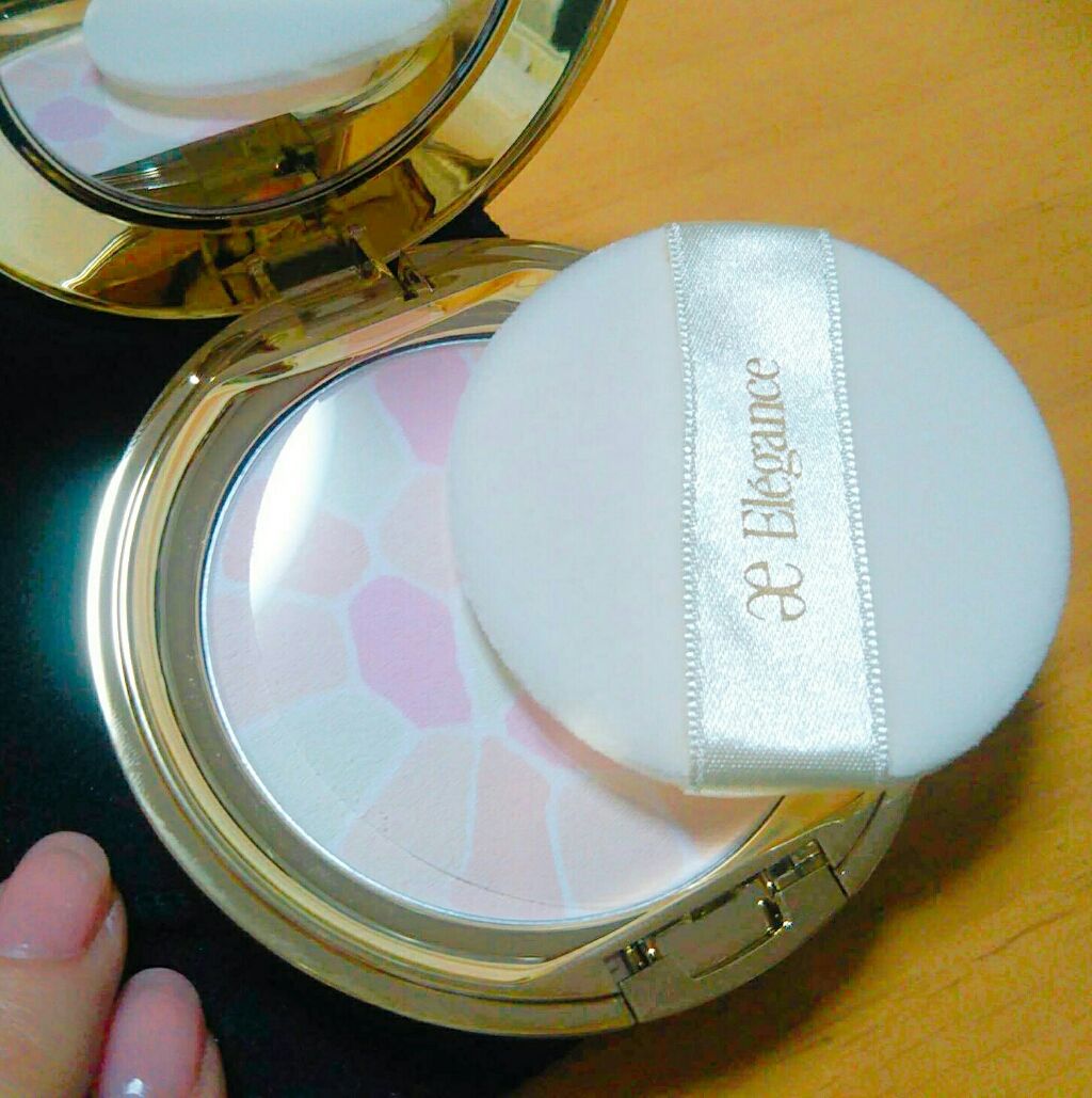 ラ プードル オートニュアンス/Elégance/プレストパウダーを使ったクチコミ（1枚目）