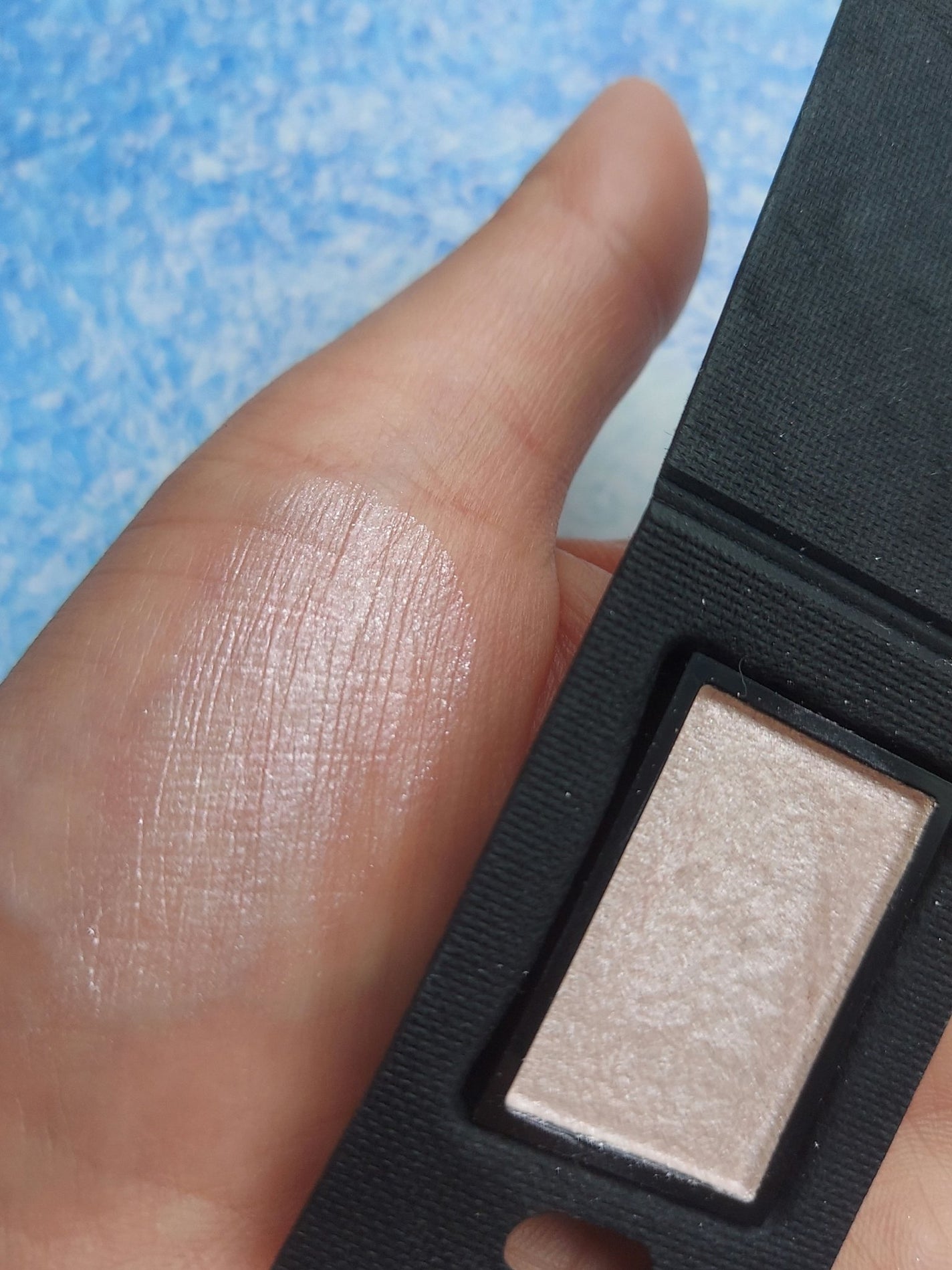 ヴァティック アイズ/Celvoke/単色アイシャドウを使ったクチコミ(2枚目)