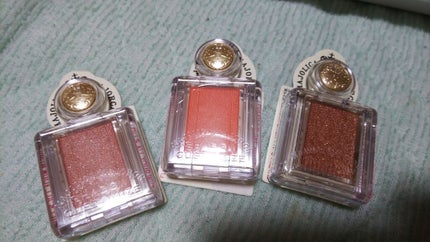 シャドーカスタマイズ/MAJOLICA MAJORCA/単色アイシャドウを使ったクチコミ(1枚目)