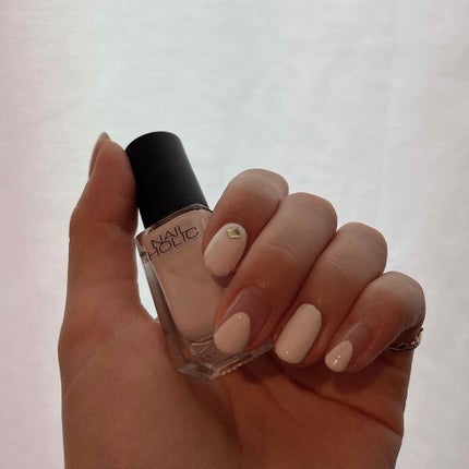 ネイルホリック Classic color WT005/ネイルホリック/マニキュアを使ったクチコミ(2枚目)