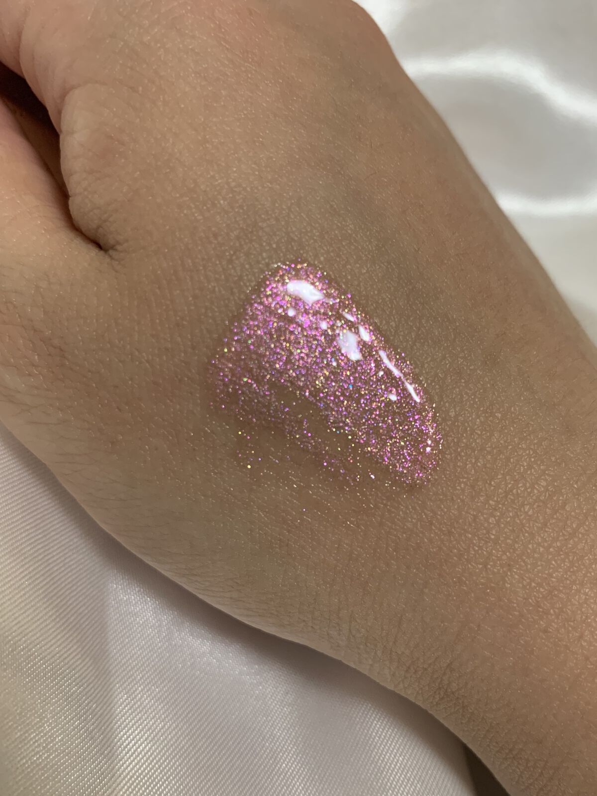 マーメイドウォーターメタモルフォシスリップグレーズシリーズ/人魚之水（LARME DE SIRENE）/リップグロスを使ったクチコミ（2枚目）