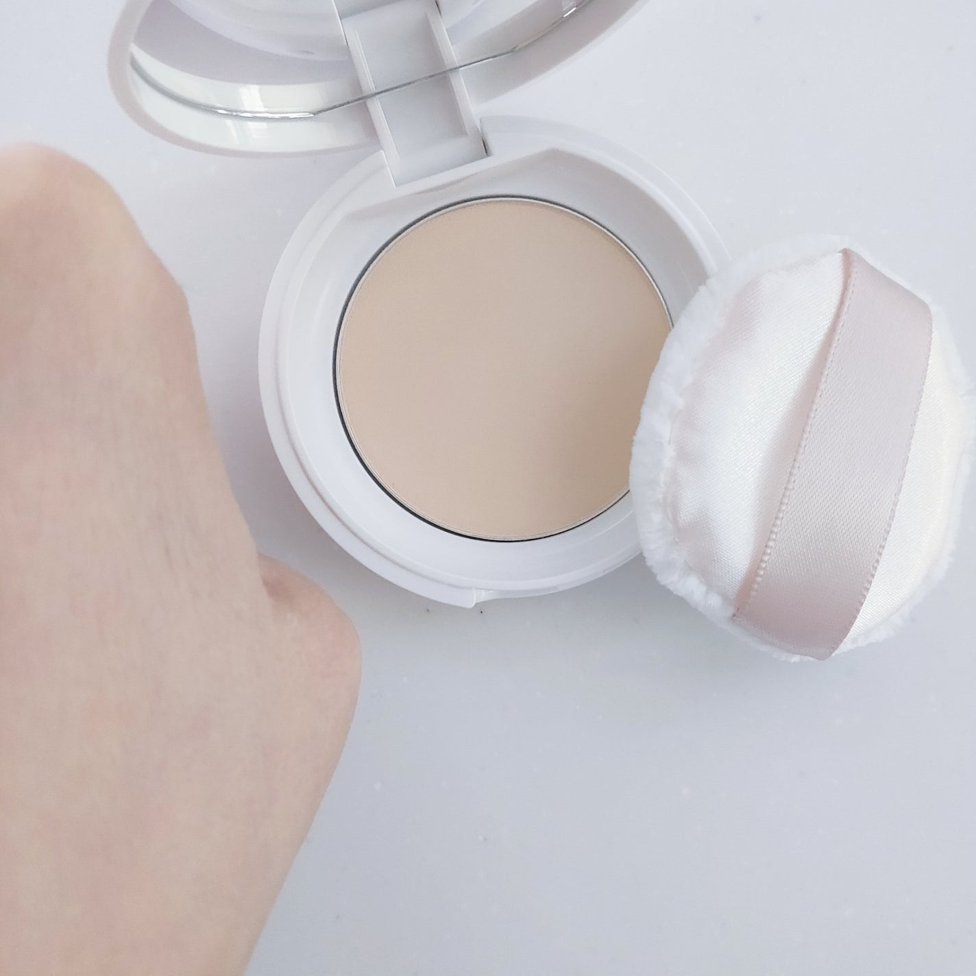 プレストパウダー C/ポイントマジックPRO/プレストパウダーを使ったクチコミ(5枚目)