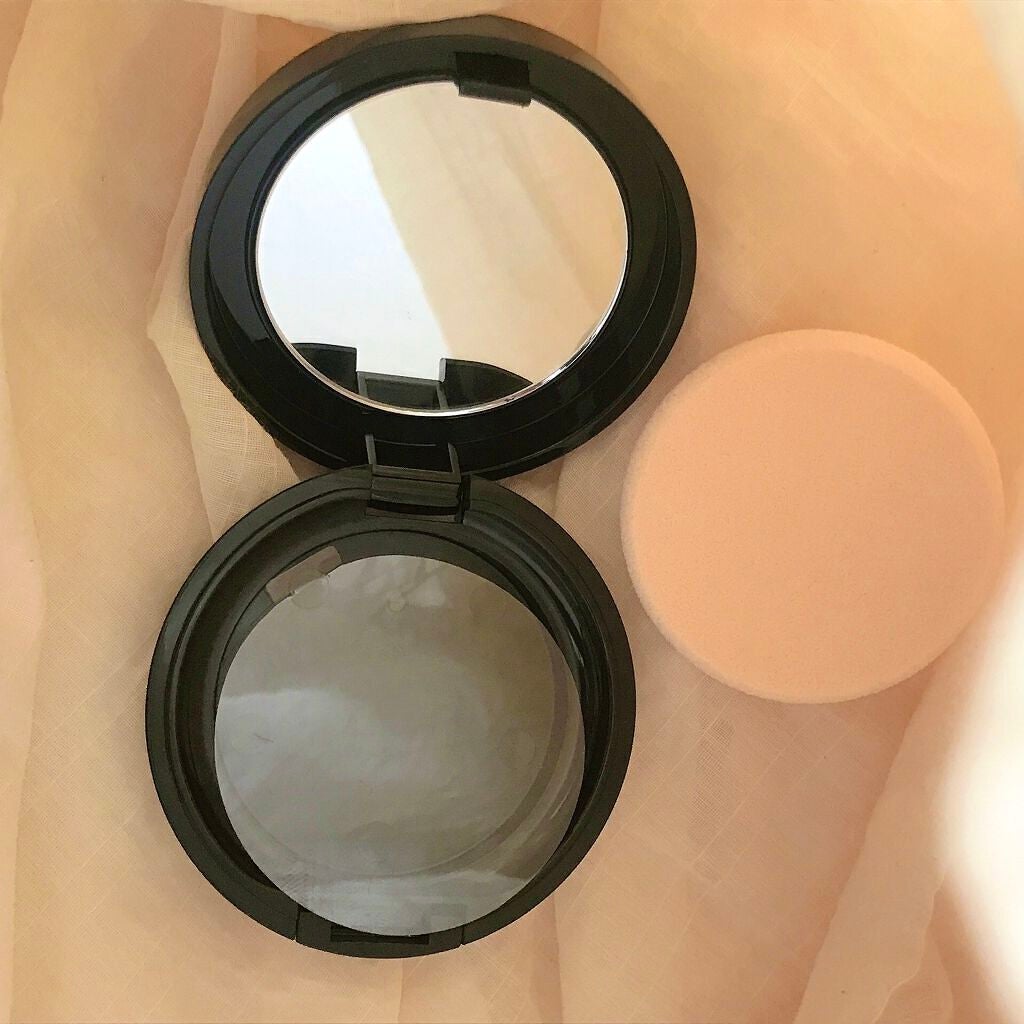 シルクウェットパウダー/セフィーヌ/パウダーファンデーションを使ったクチコミ(2枚目)