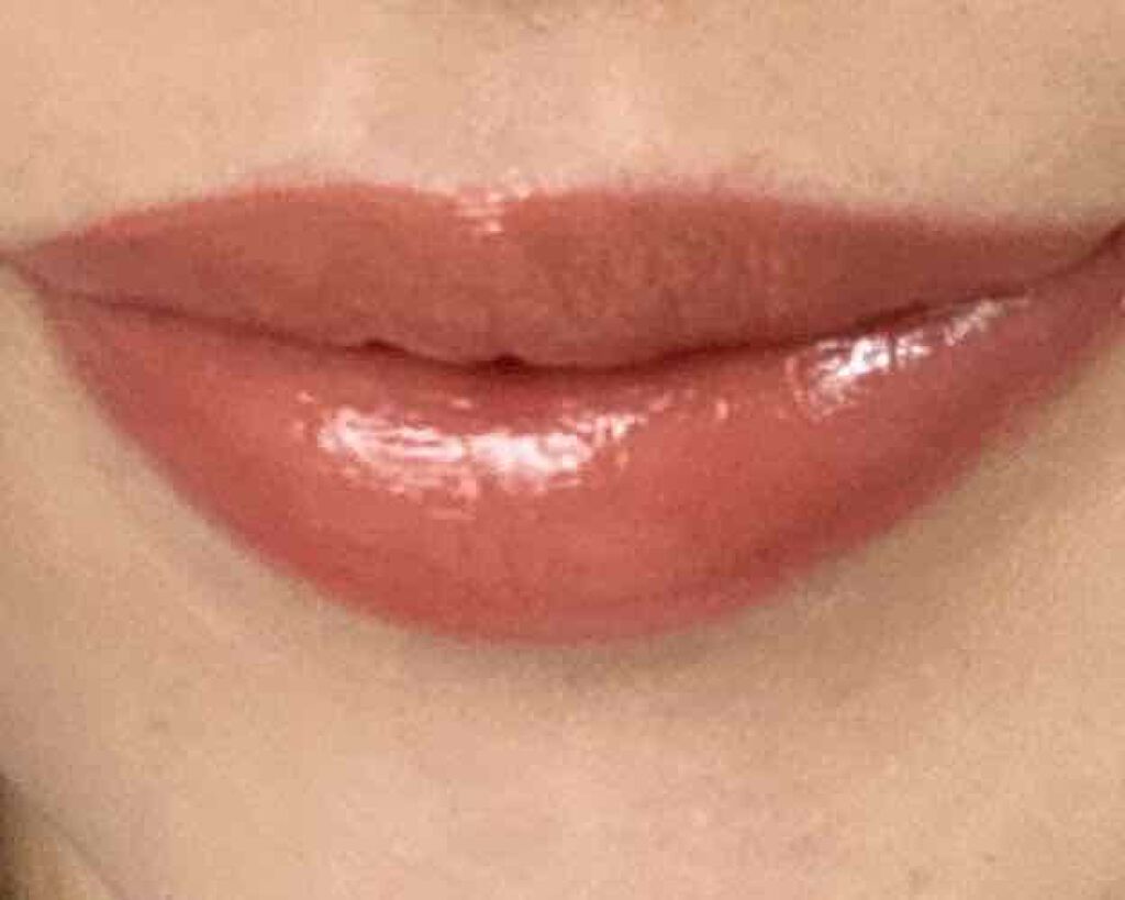 トーン ペタル エッセンス カラー バター/to/one/リップグロスを使ったクチコミ（2枚目）