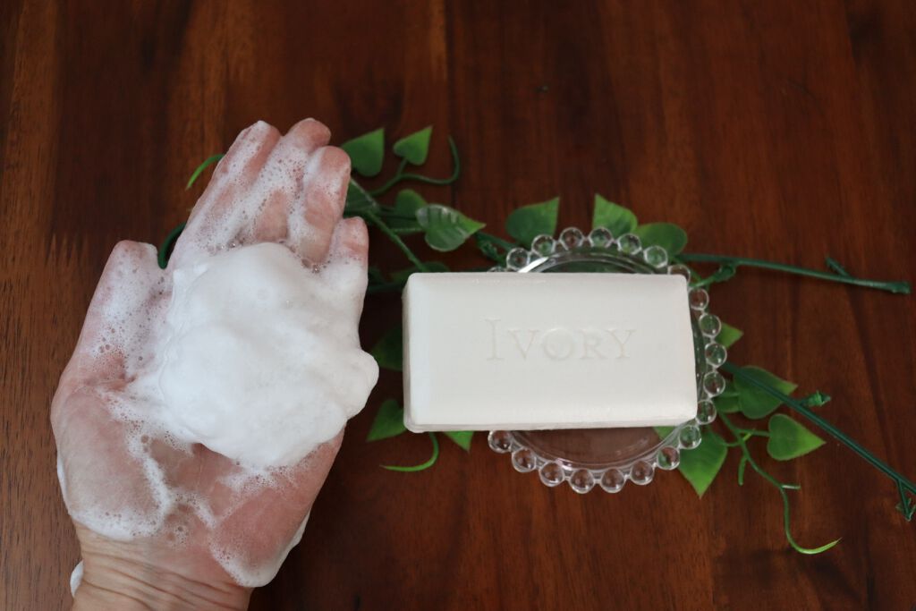アイボリー石鹸 アロエ/IVORY(アイボリー)/ボディ石鹸を使ったクチコミ(2枚目)