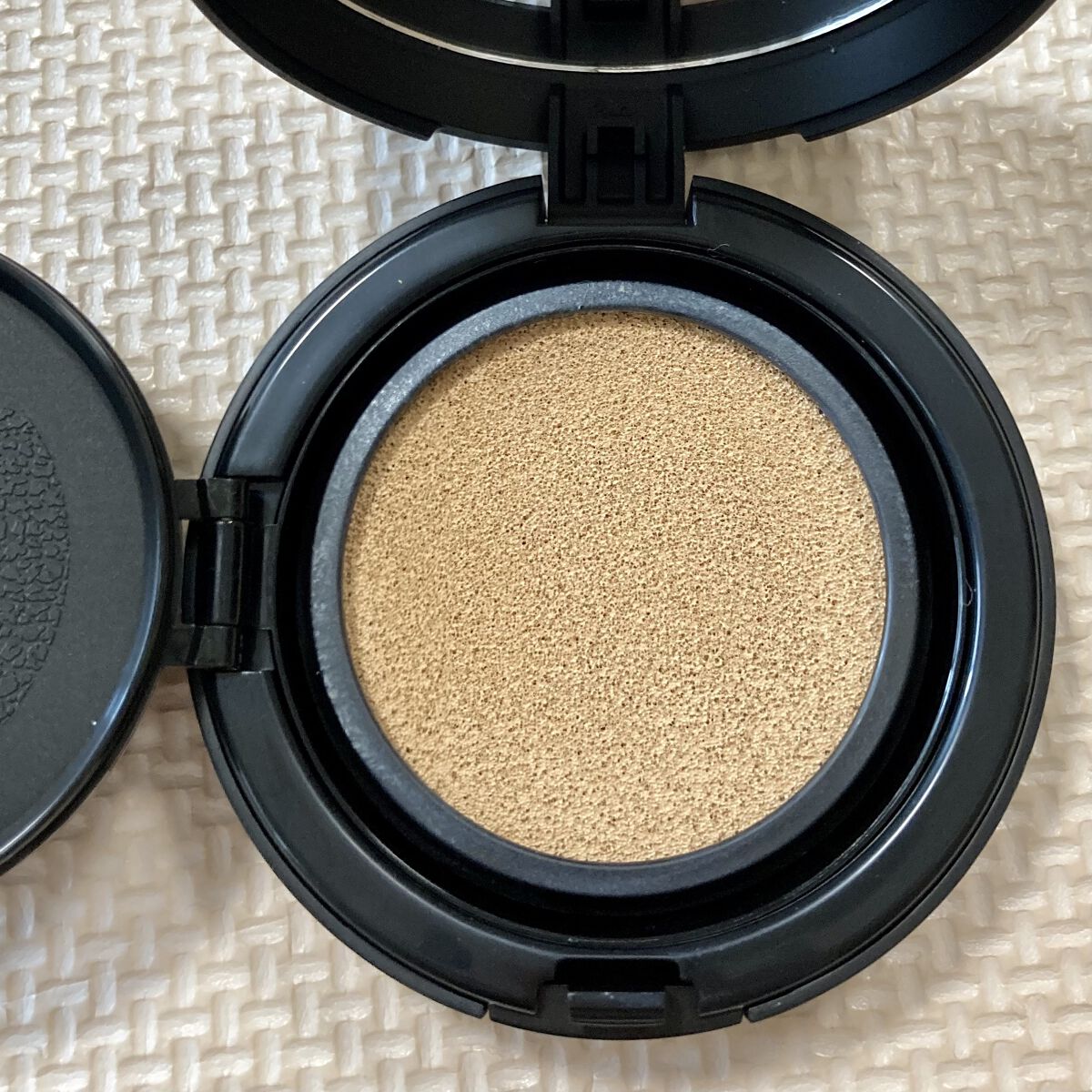 エッセンシャル スキン ヌーダー クッション/JUNG SAEM MOOL/クッションファンデーションを使ったクチコミ（3枚目）