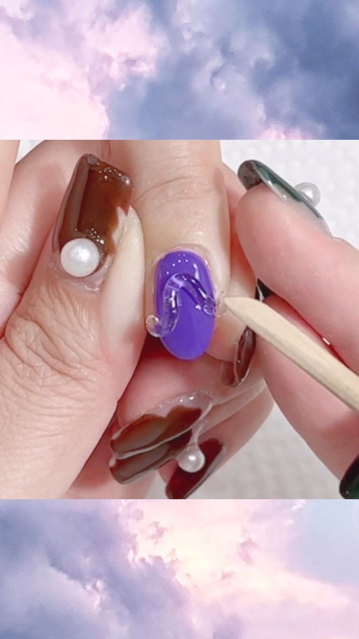 #ネイル,#うねうねネイル,#凸凹ネイルのネイルデザイン