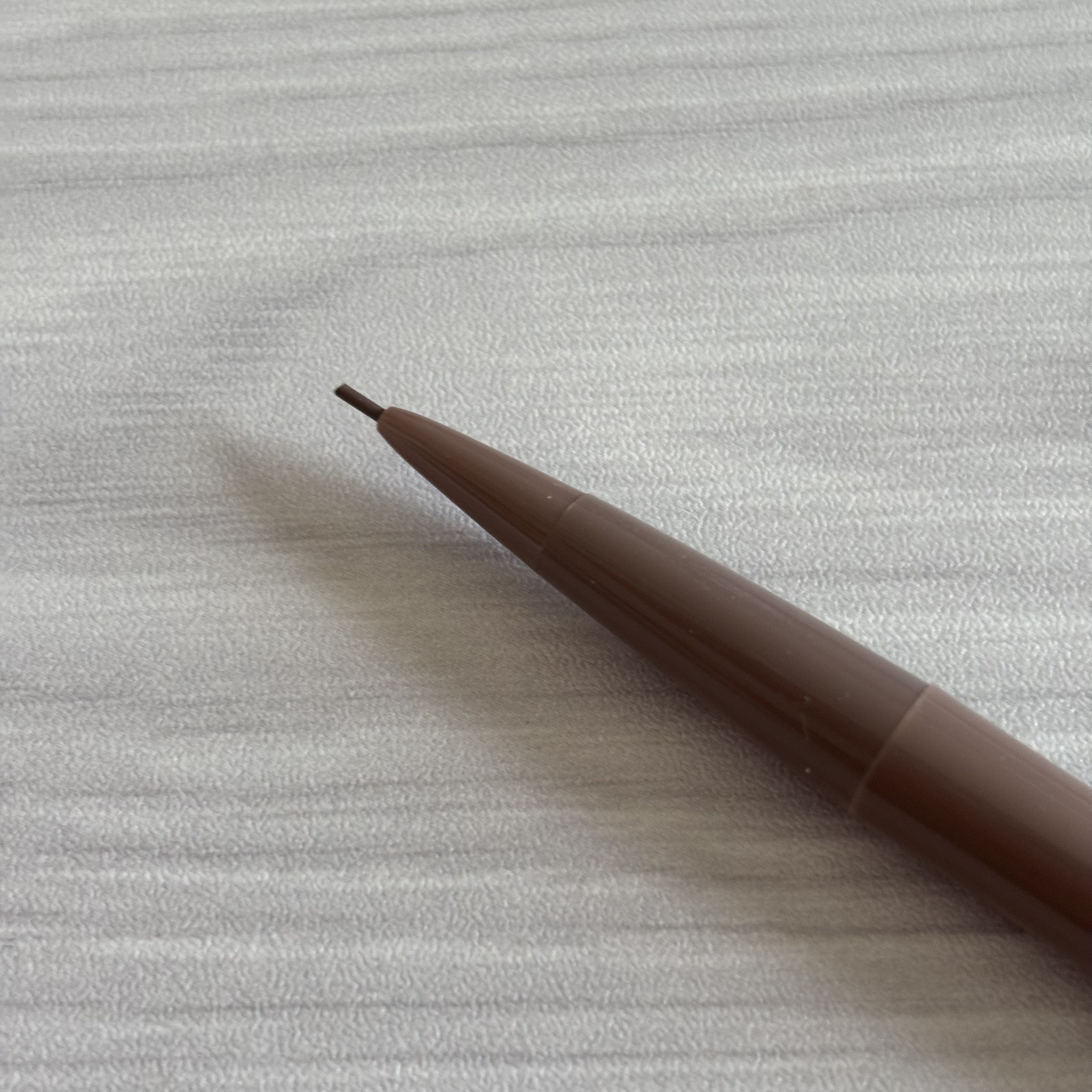 パウダリーアイブロウペンシルスリム/ミゼルエディ/アイブロウペンシルを使ったクチコミ（3枚目）