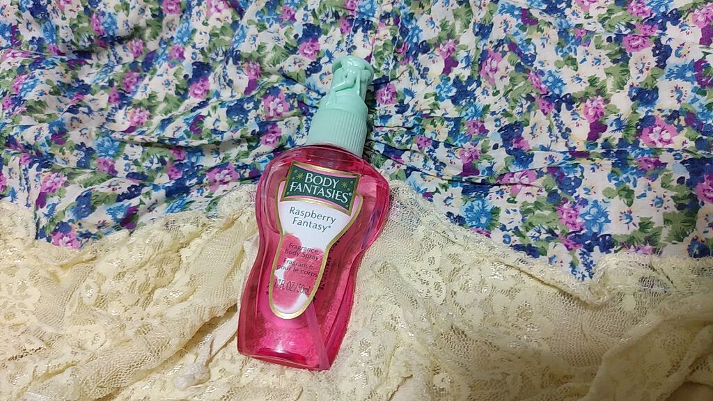 ボディスプレーラズベリー/ボディファンタジー/香水(レディース)を使ったクチコミ（1枚目）