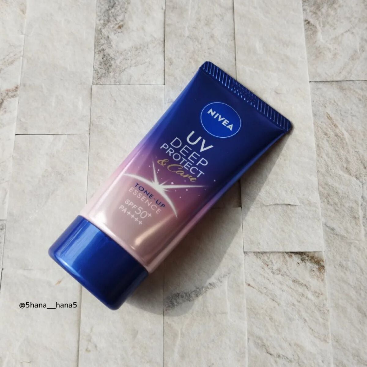 ニベアUV ディープ プロテクト&ケア トーンアップ エッセンス/ニベア/日焼け止めローションを使ったクチコミ(3枚目)