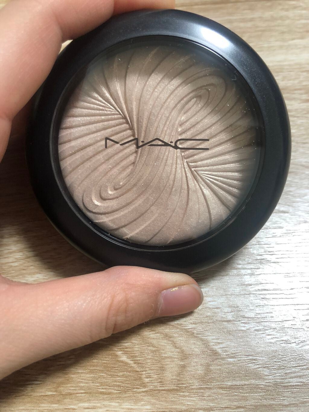 エクストラ ディメンション スキンフィニッシュ/M・A・C/プレストパウダーを使ったクチコミ(1枚目)