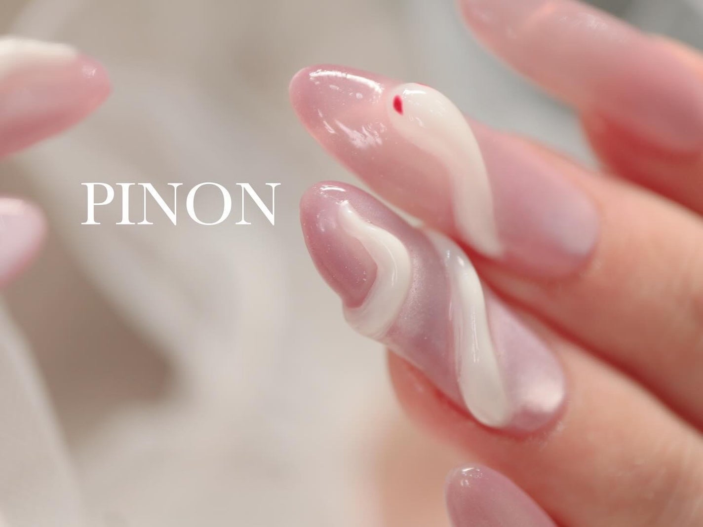 shino on LIPS 「巳年🐍ネイル☺︎立体オーダー頂きました(^^)蛇ネイル!補強の..」(3枚目)