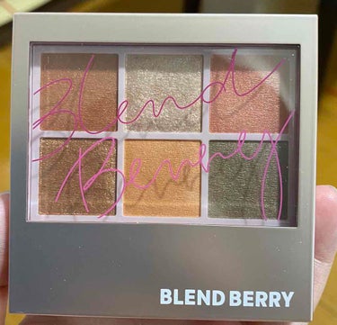 オーラクリエイション 101 グースベリー＆セピアブラウン(限定カラー)/BLEND BERRY/アイシャドウパレットを使ったクチコミ（1枚目）