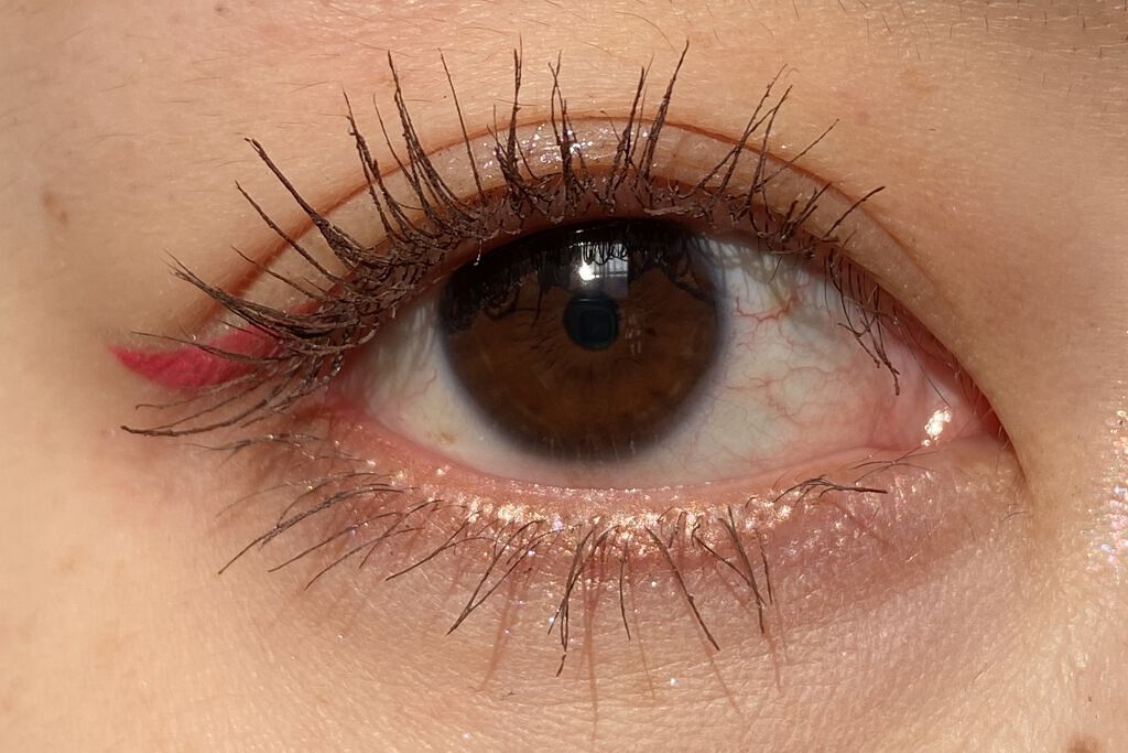 パールリキッドアイライナー S01パールシルバー/aZTK/リキッドアイライナーを使ったクチコミ（2枚目）