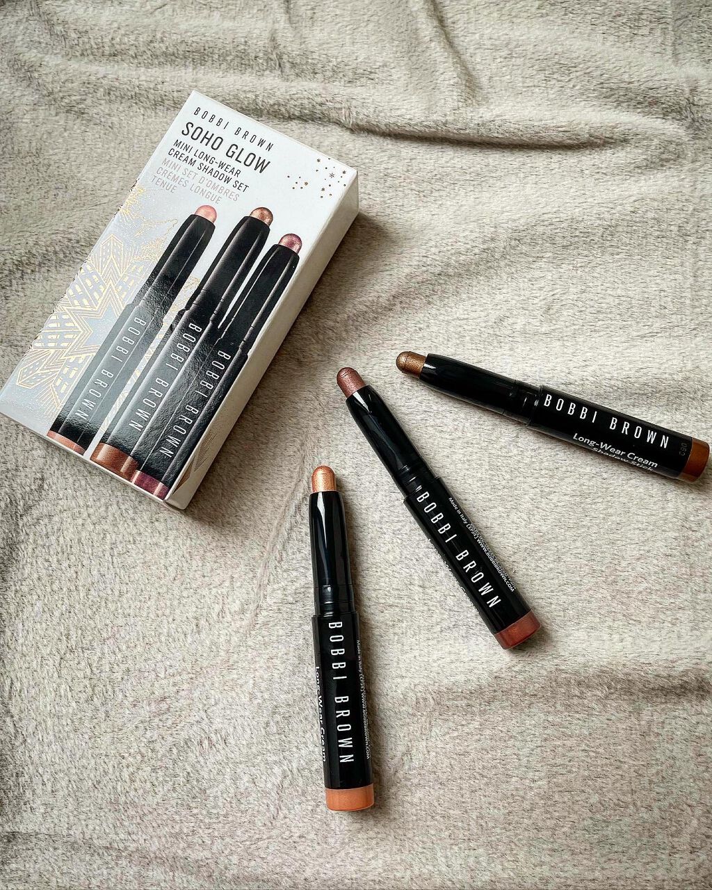 ソーホー グロウ ミニ ロングウェア クリーム シャドウ セット/BOBBI BROWN/スティックアイシャドウを使ったクチコミ（2枚目）