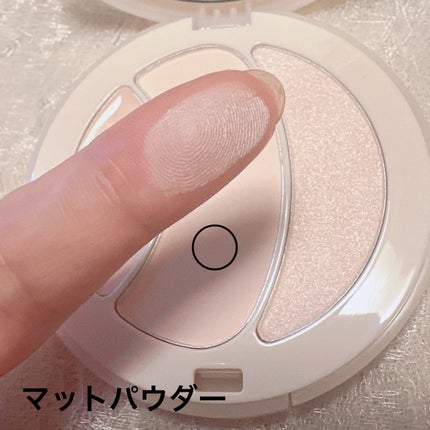 マルチファンクショナルハイライトパレット/INTO U/ハイライトを使ったクチコミ(3枚目)