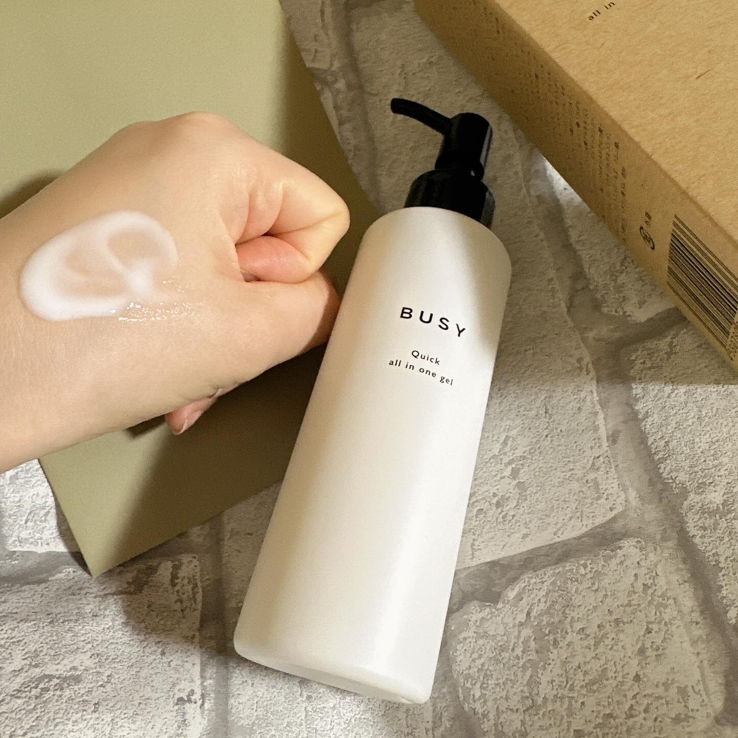 ビジー クイック オールインワンジェル/BUSY/オールインワン化粧品を使ったクチコミ（3枚目）