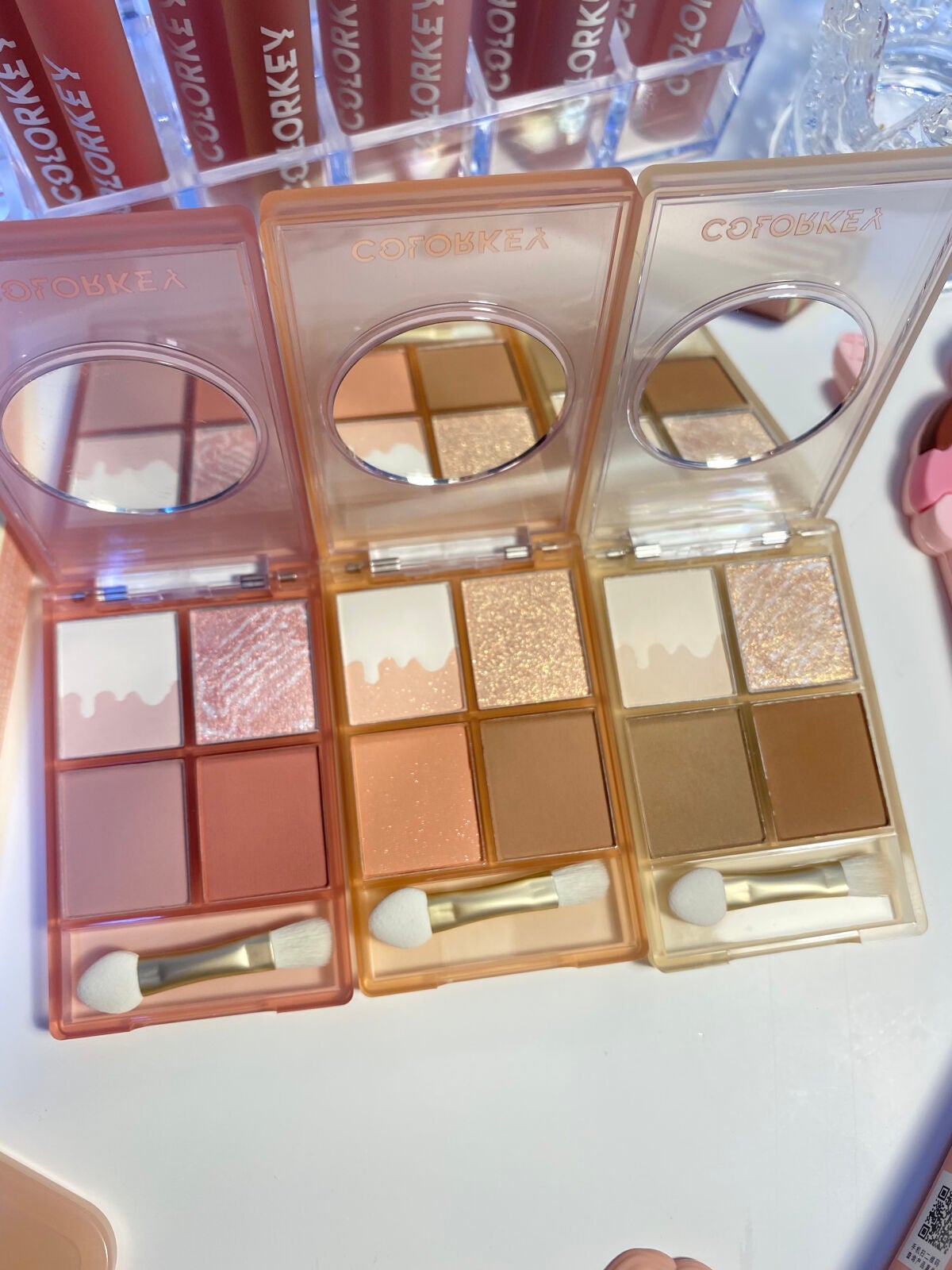 四色アイシャドウパレット/COLORKEY/アイシャドウパレットを使ったクチコミ(5枚目)