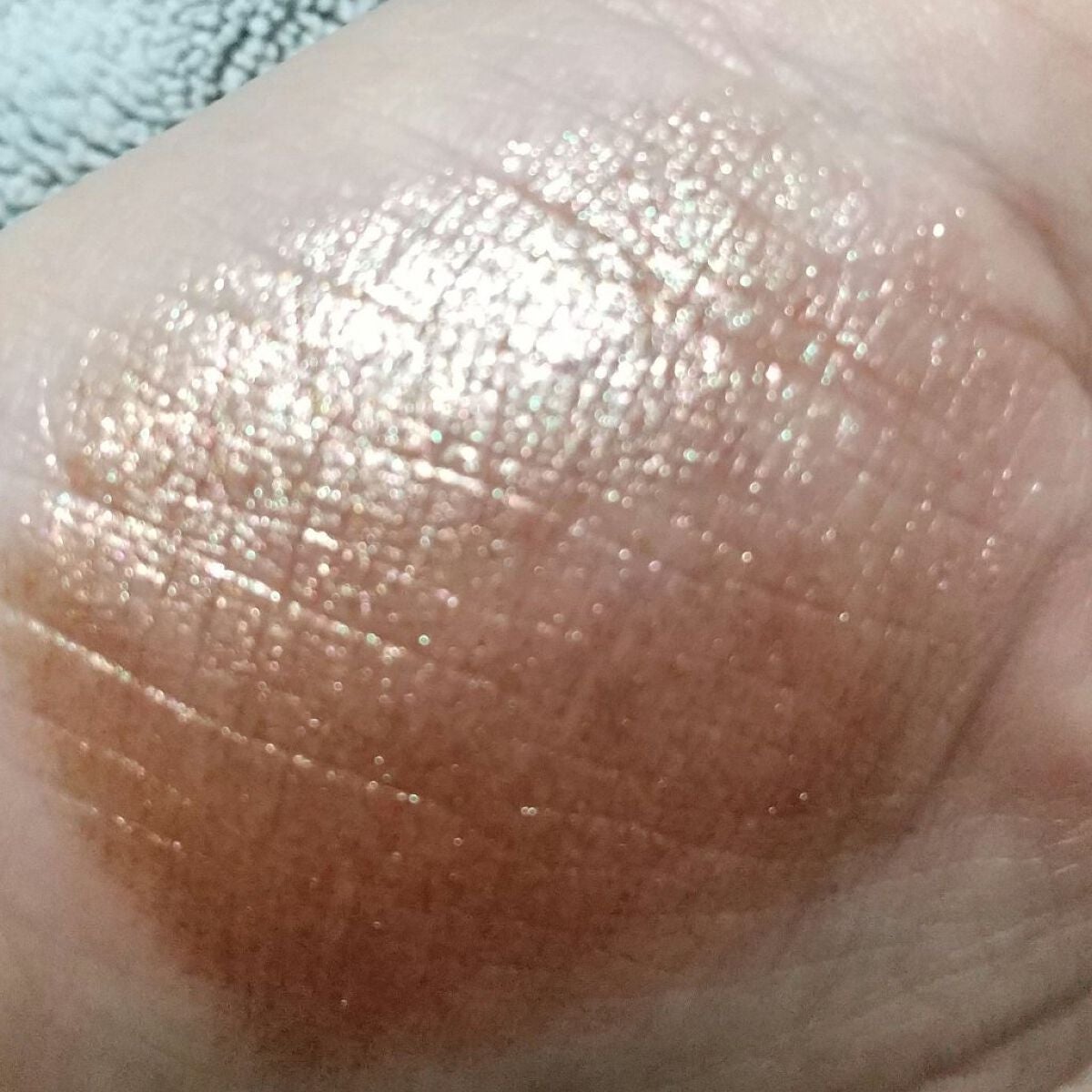 カラースティック/BYREDO/スティックアイシャドウを使ったクチコミ(6枚目)