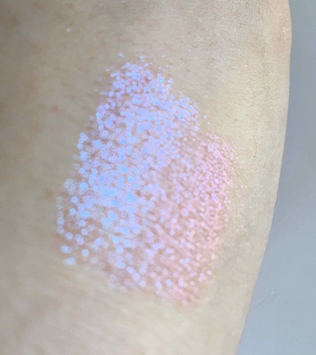 ウォータリースティックシャドウ 05 スパークルモーヴ/Witch's Pouch/スティックアイシャドウを使ったクチコミ（3枚目）