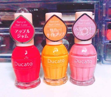 ducatoの新色！

左から
・アップルジャム🍎
・サニーサイドアップ
・ベリーベリースムージー

です👏✨

ducatoはほんと塗りやすくて発色も満点💯
しかも2度塗りぐらいでぷっくりして、
よく