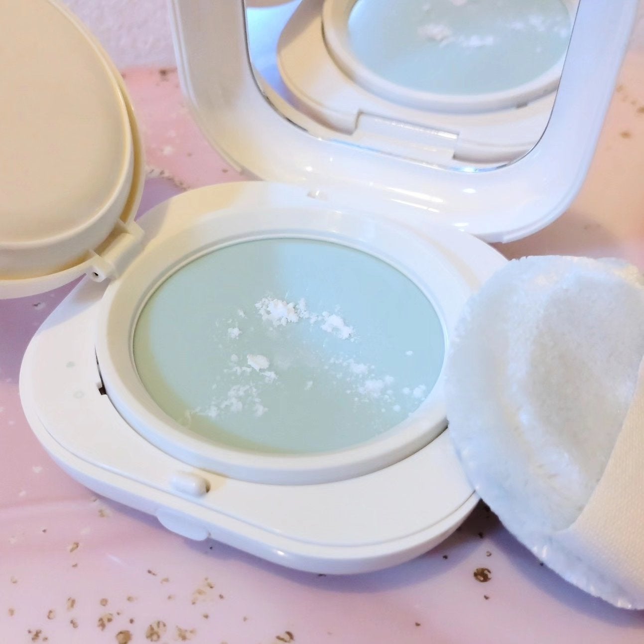 ネオ エッセンシャル フィニッシュパウダー/LANEIGE/ルースパウダーを使ったクチコミ(6枚目)