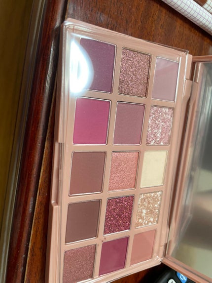 プレイカラーアイパレット ローズボム/ETUDE/アイシャドウパレットを使ったクチコミ(4枚目)