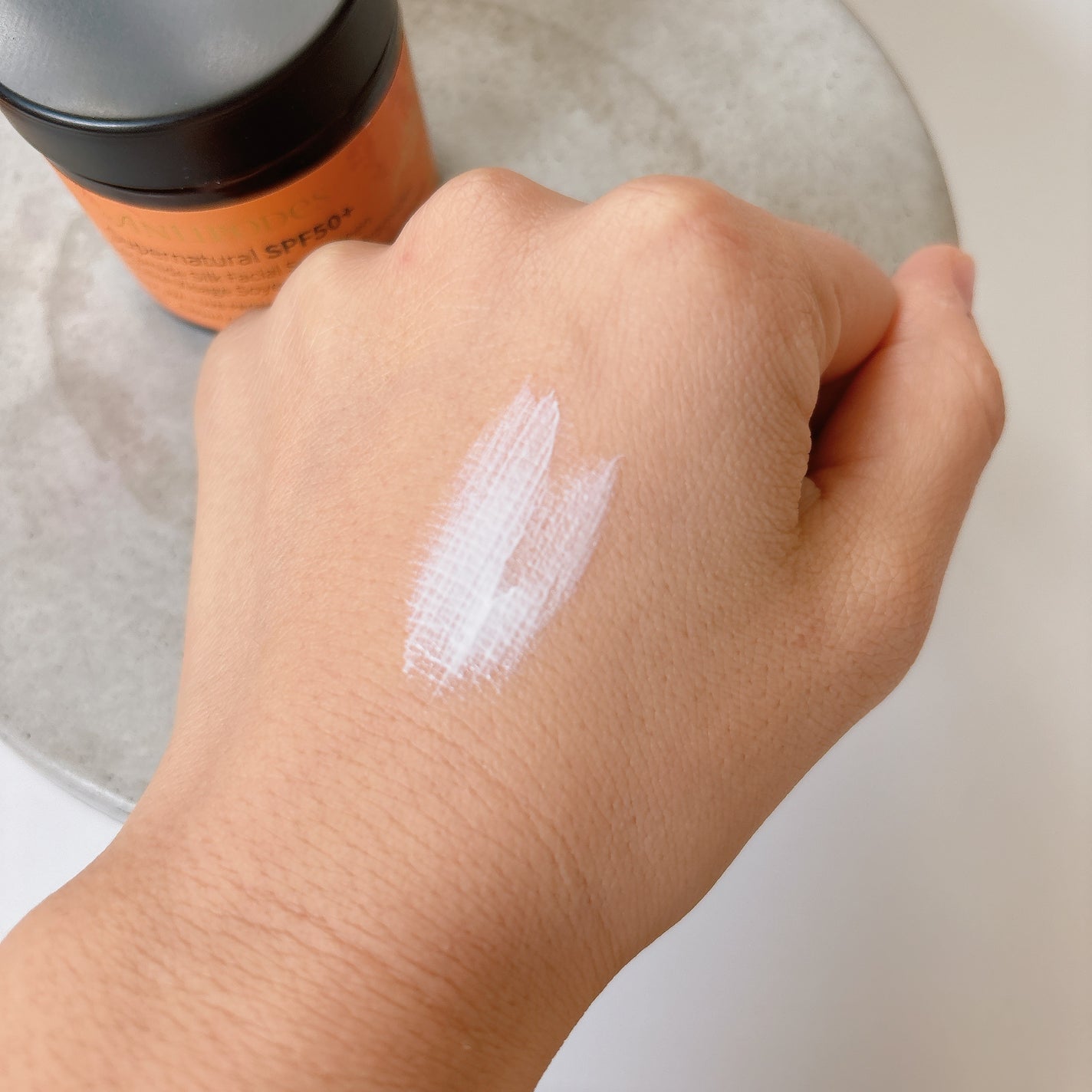 アンティポディース スーパーナチュラル SPF50+ フェイシャル サンスクリーン/Antipodes/日焼け止めクリームを使ったクチコミ(3枚目)