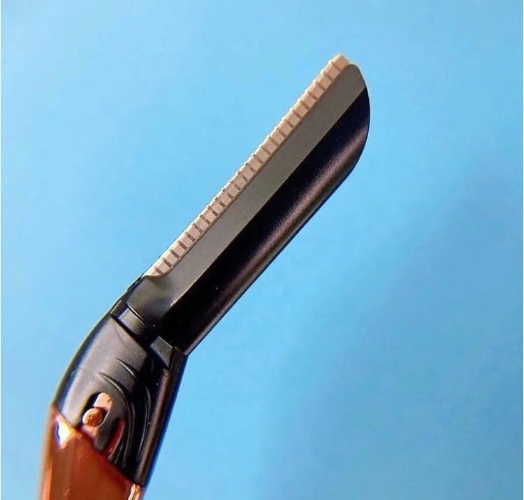 サロンプラス トーンアップ フェイススムーサー ホルダー(刃付き)/サロンプラス/シェーバーを使ったクチコミ(2枚目)