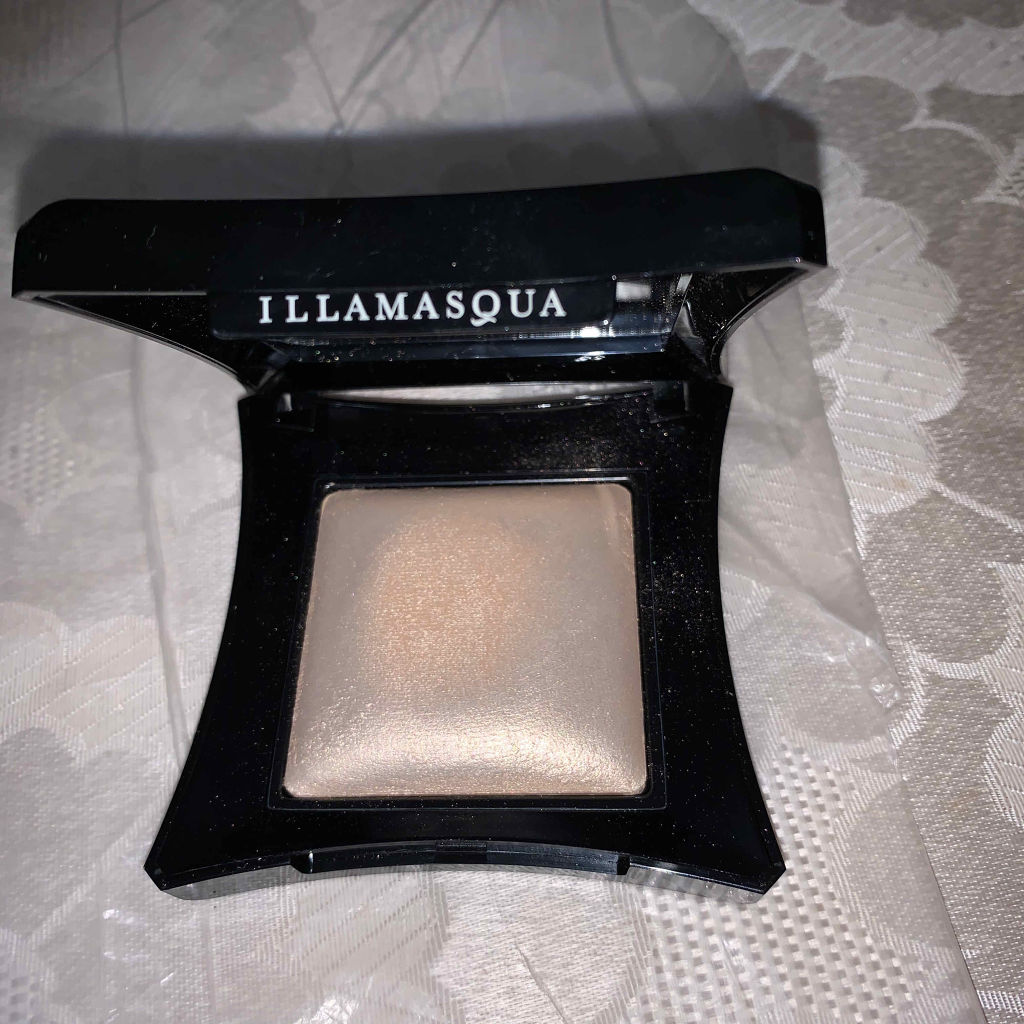 beyond powder/Illamasqua/パウダーハイライトを使ったクチコミ（1枚目）