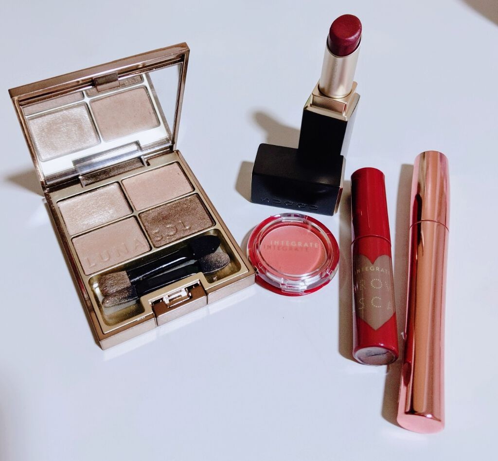 スキンモデリングアイズ/LUNASOL/アイシャドウパレットを使ったクチコミ（1枚目）