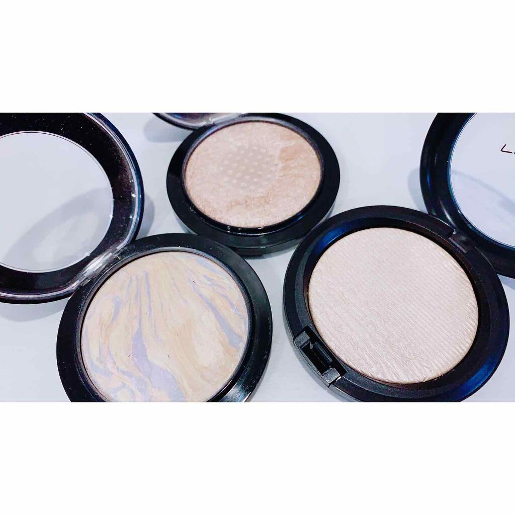 エクストラ ディメンション スキンフィニッシュ/M・A・C/プレストパウダーを使ったクチコミ(2枚目)