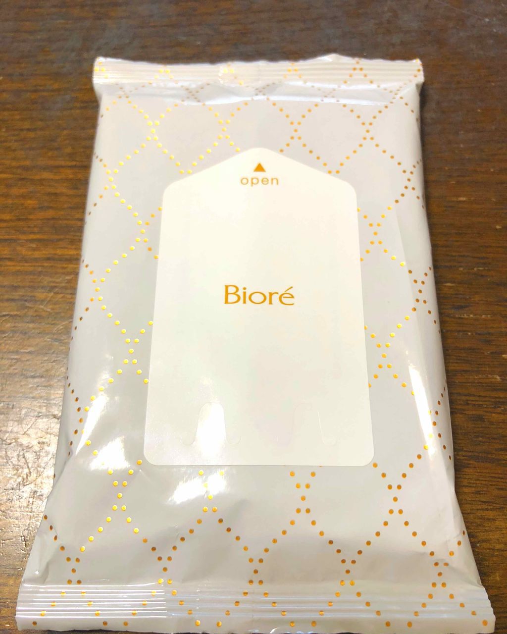 メイクの上からリフレッシュシート/ビオレ/フェイスシートを使ったクチコミ(2枚目)