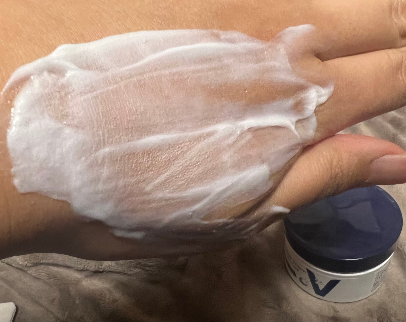 ヴァセリンリペアクリームナイトケア/ヴァセリン/ボディクリームを使ったクチコミ(3枚目)