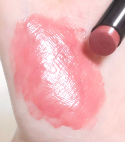 NARS アフターグロー センシュアルシャイン リップスティックのクチコミ「にこるんがViviで鬼愛用してるって言ってたNARSの888可愛すぎる…🤦🏻♀️💫人類ウケす.....」(2枚目)