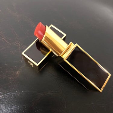 リップ カラー サテン マット 27 シェイムレス/TOM FORD BEAUTY/口紅を使ったクチコミ（3枚目）