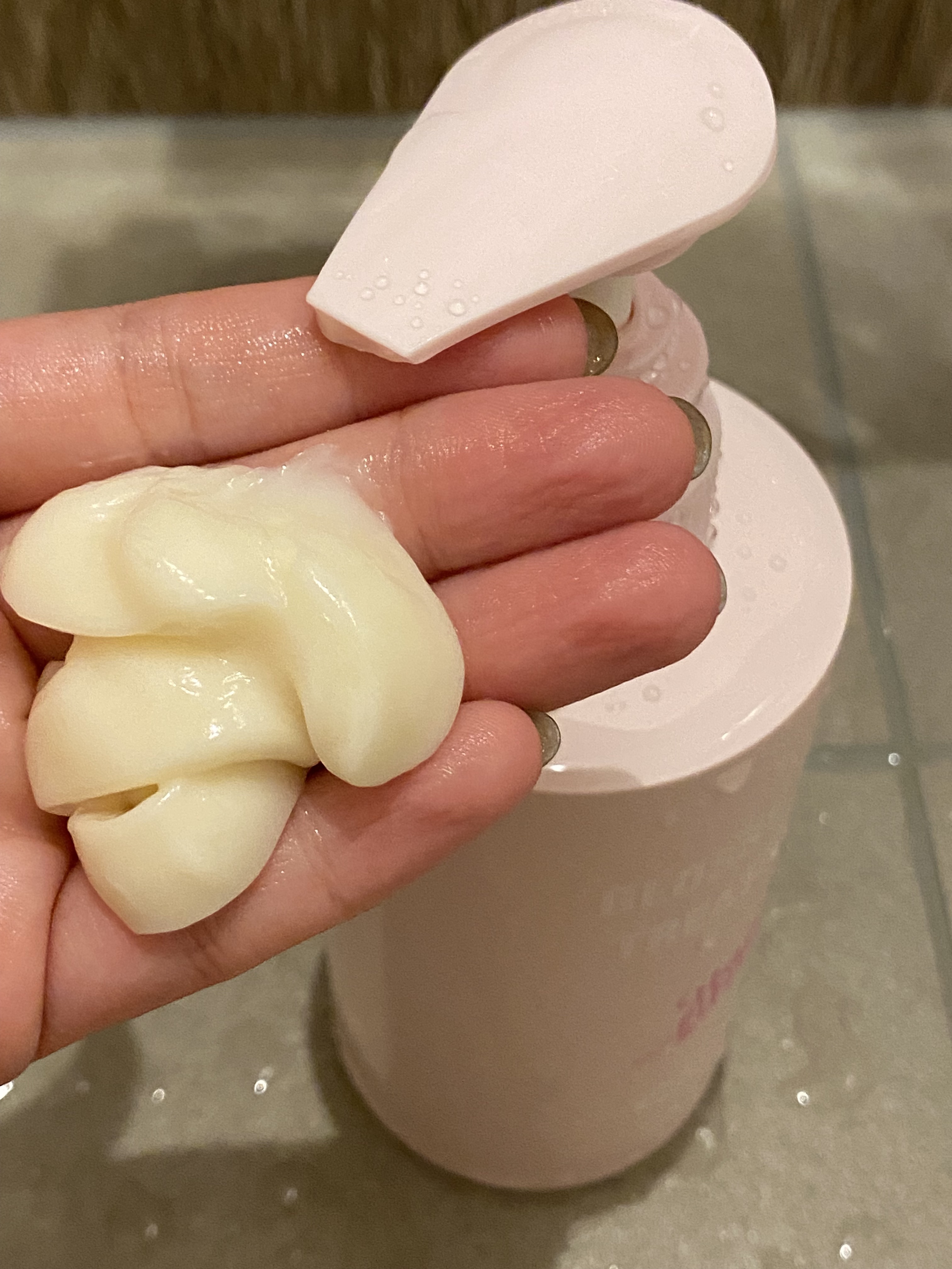 GLOSSY COAT SHAMPOO / TREATMENT/SANUS HAIR FILTER/市販シャンプーを使ったクチコミ（3枚目）