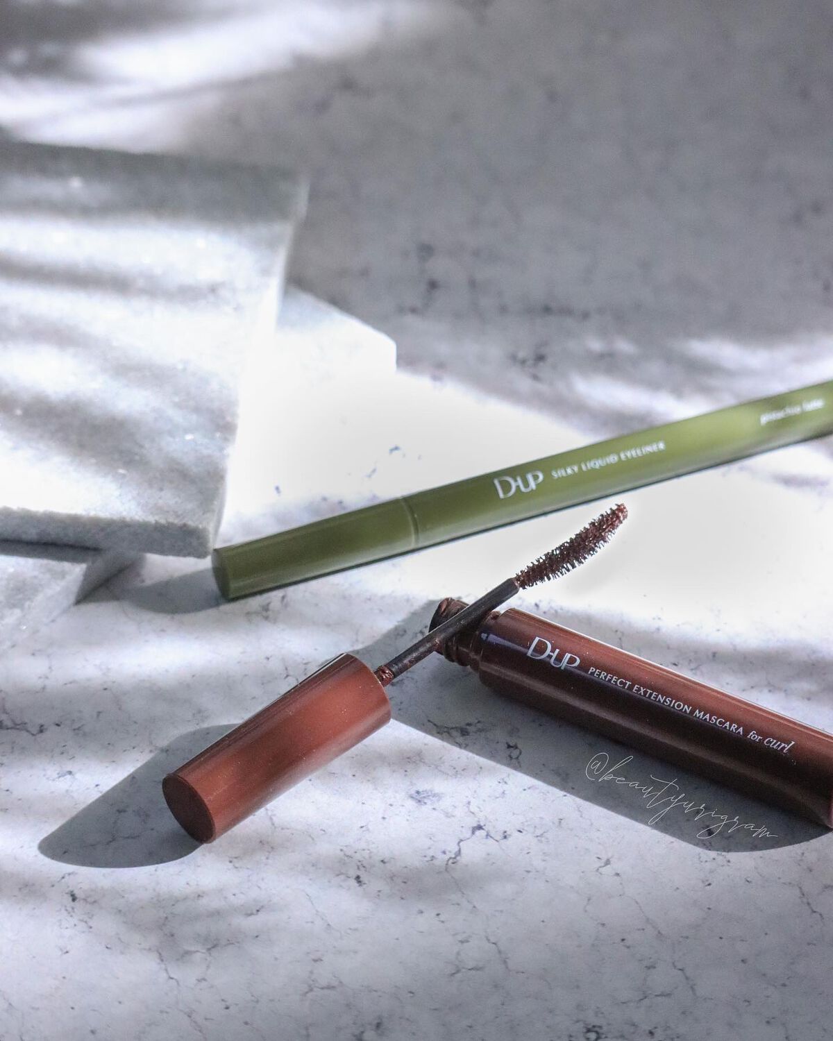 シルキーリキッドアイライナーWP/D-UP/リキッドアイライナーを使ったクチコミ（1枚目）