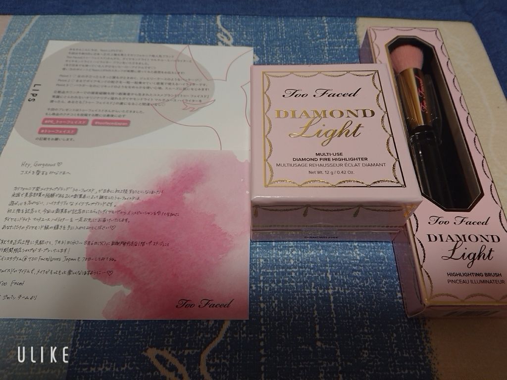 ダイヤモンドライト ハイライター ブラシ/Too Faced/メイクブラシを使ったクチコミ（2枚目）